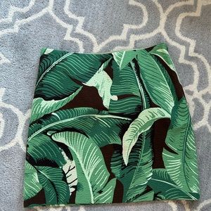 Michael Kors Size 6 Leaf Print Lined Mini Skirt